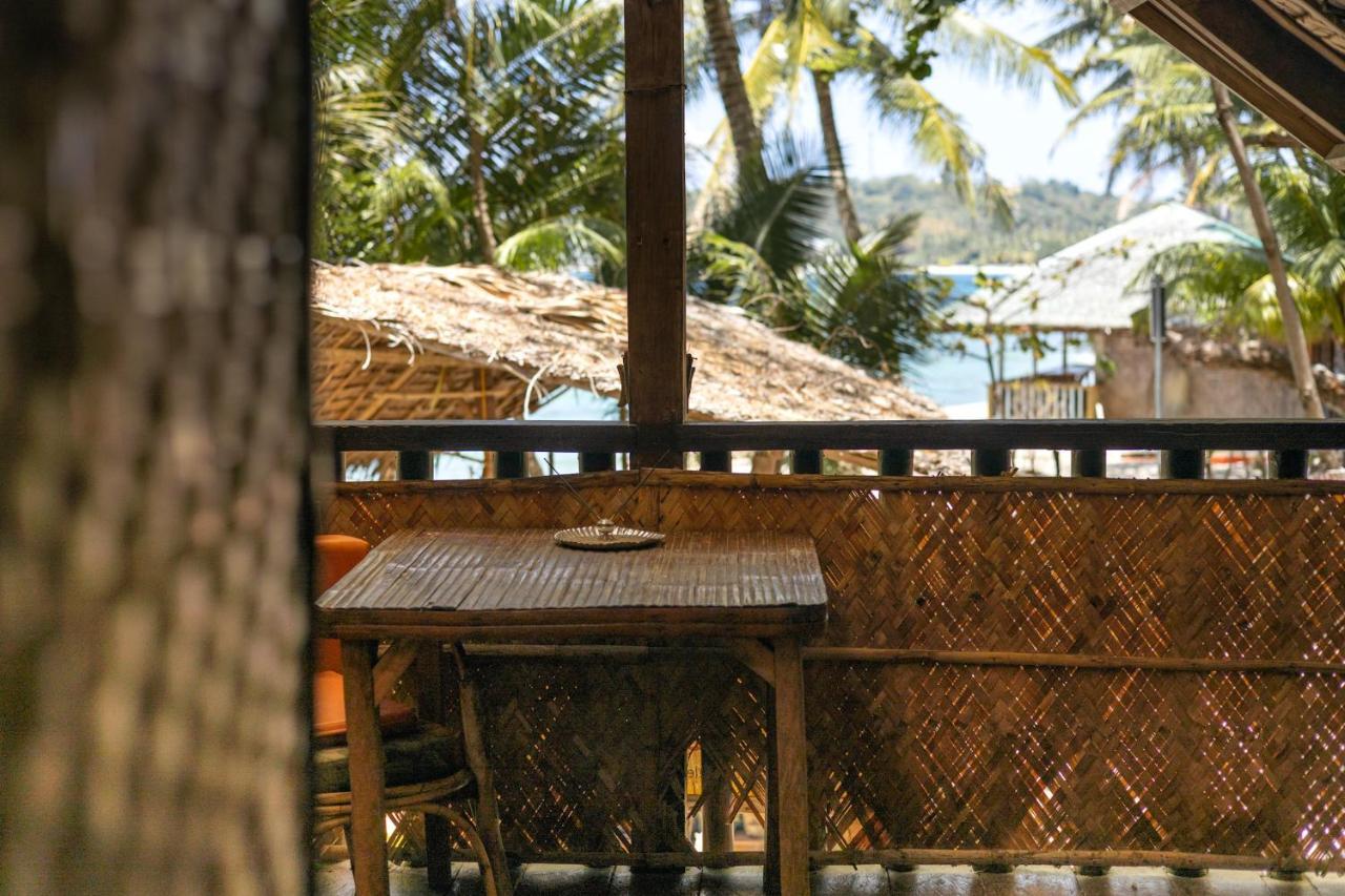 Amami Beach Resort Пуерто-Галера Екстер'єр фото