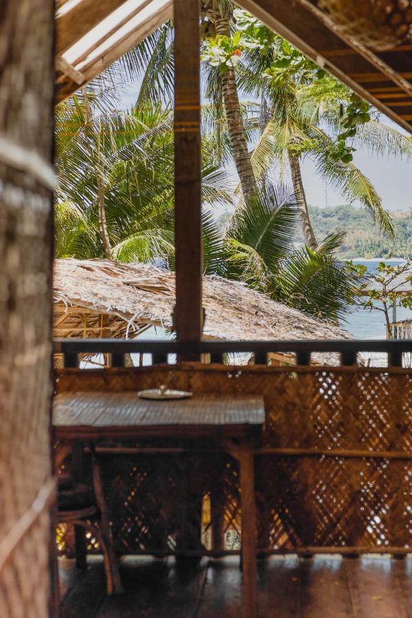 Amami Beach Resort Пуерто-Галера Екстер'єр фото